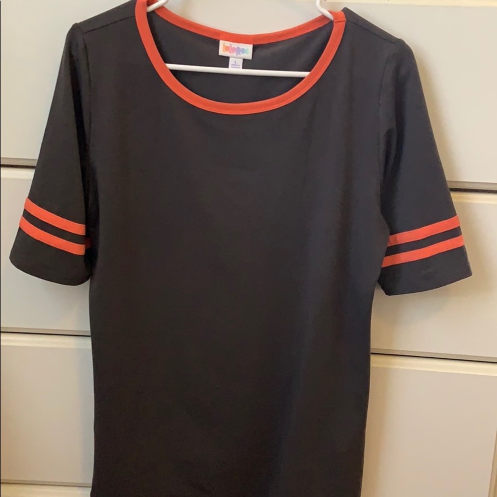 Large Lularoe Gigi
